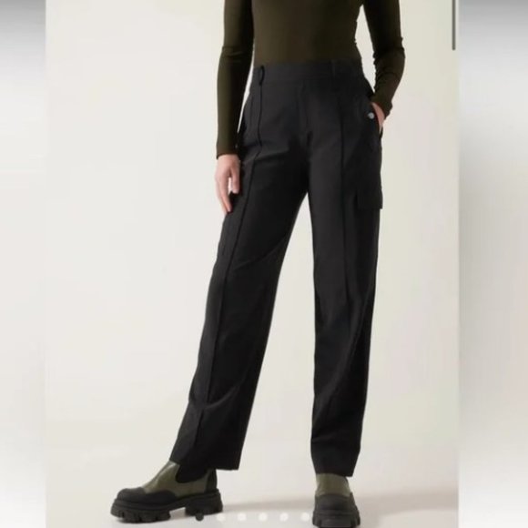 Athleta Vienna Cargo Pant Size 12 NWT in Black - Picture 3 of 16